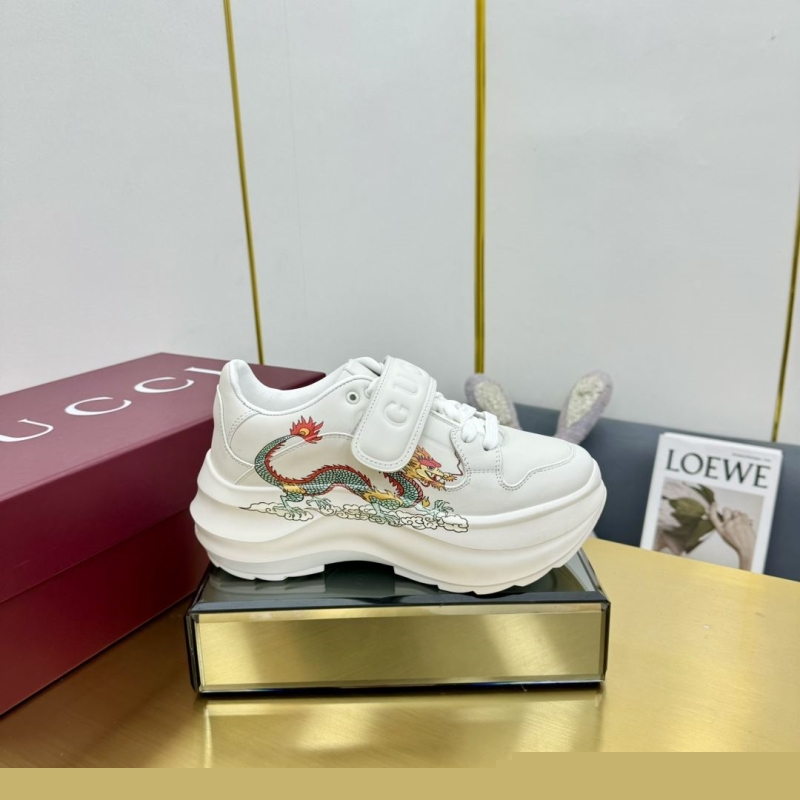 G*u*i casual shoes